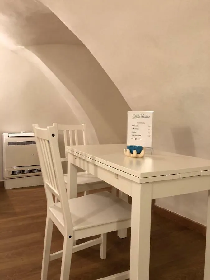 Greta House Apartment Naples 0*,